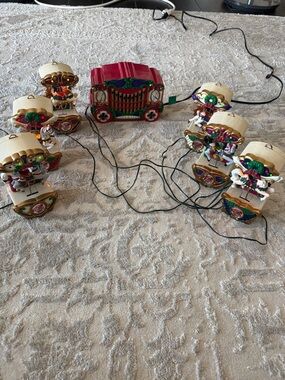 Mr Christmas Holiday Carousel VTG Working 21 Carols